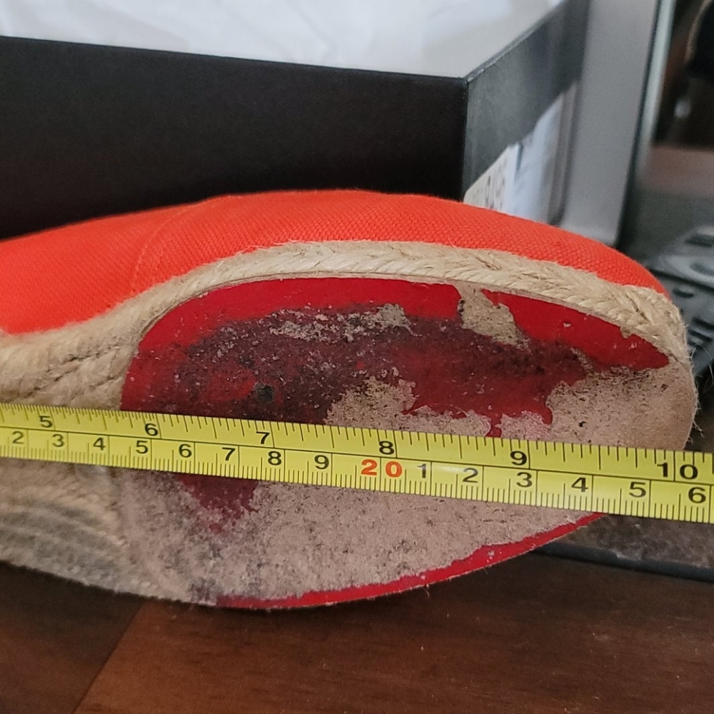 Shoes - Picture 6 of 7